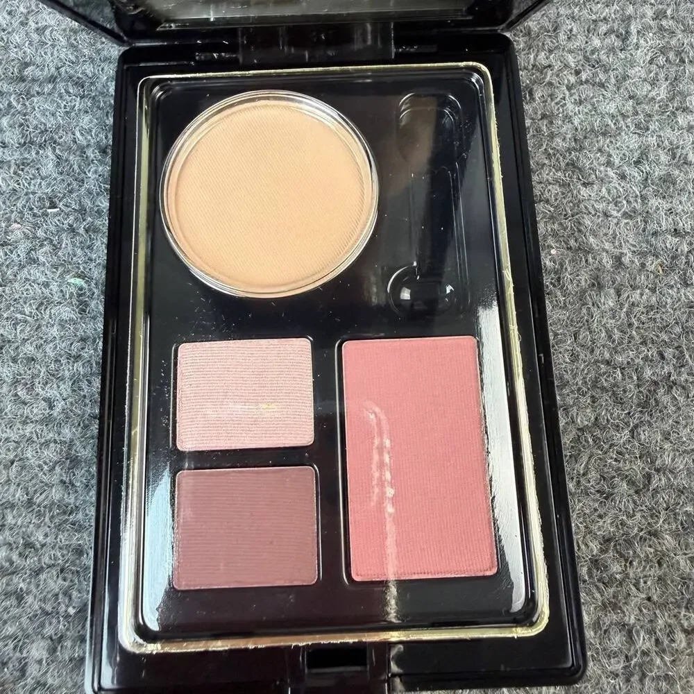 Lancome Maquiriche Petale Sunberry Palette  .21 oz